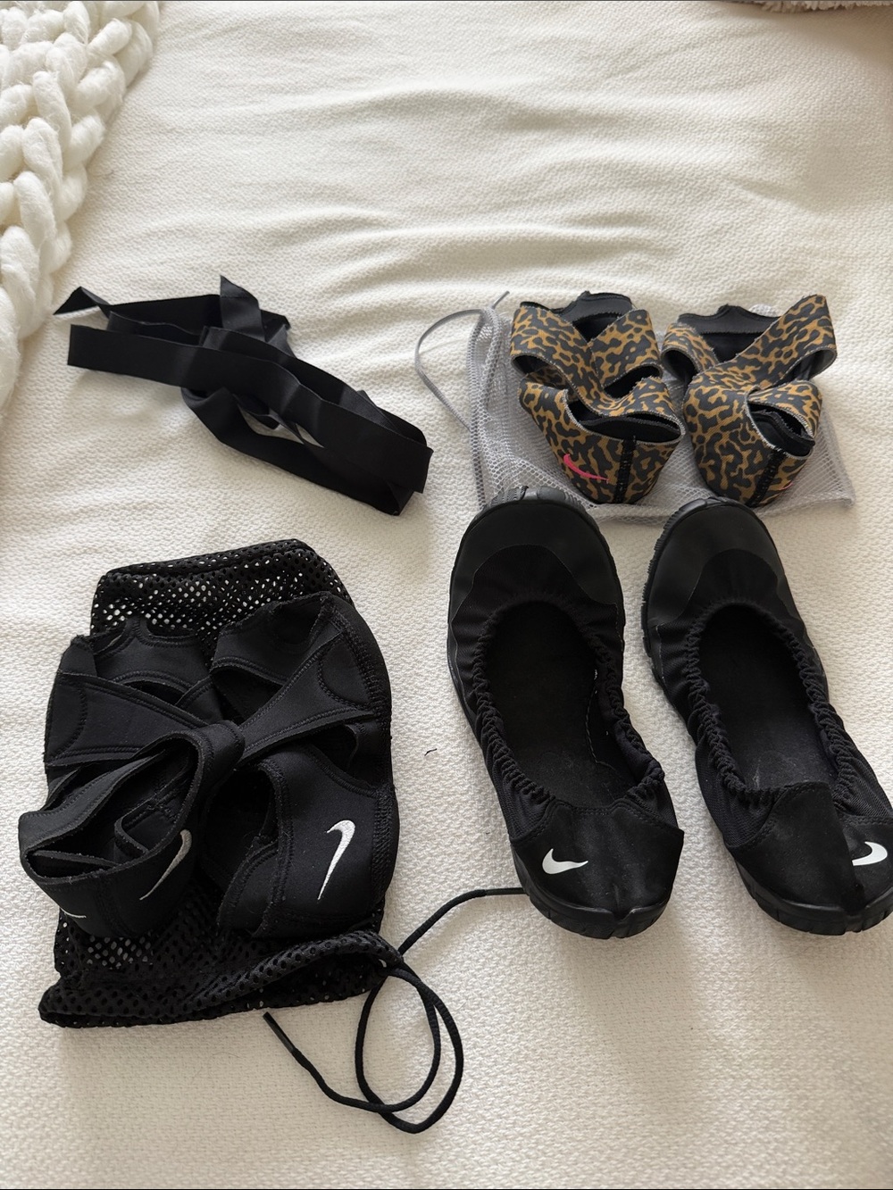 Nike studio wrap RARE!!!!